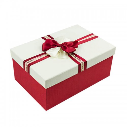red gift boxes with lids 1