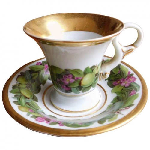 1stdibs.com Antique 19th Century Meissen Porcelain Cup ana8bff0cc14cd1354973b431f02b6815b