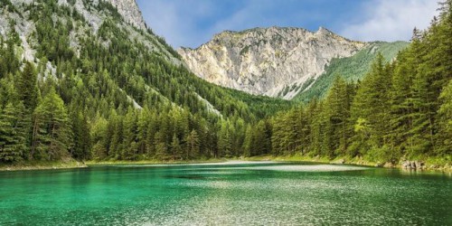 Danau hijau austria