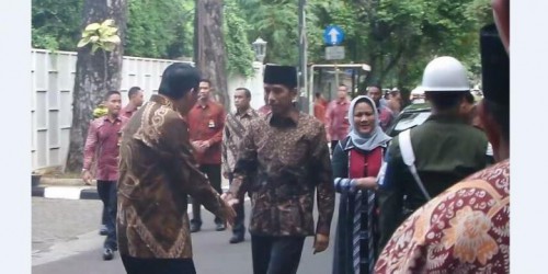 Ahok menyambut Jokowi