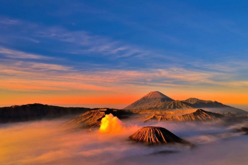 Puncak gunung Bromo, Jawa Timur