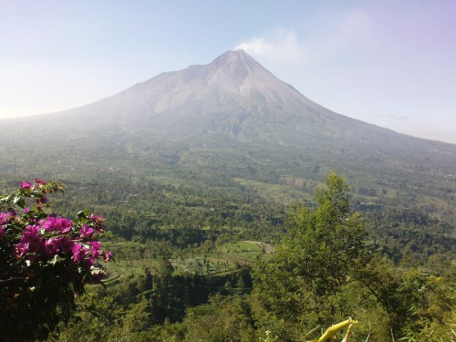 5 Puncak Gunung di Jawa Tengah