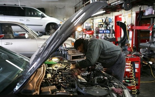 Auto Services provides car servicing, WOF inspections and vehicle repairing at affordable prices in Auckland. Our professionals will provide you best quality servicing and repairing for vehicles. Visit @ https://www.autoservices.nz/