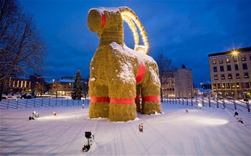 Patung bulu kambing di Swedia