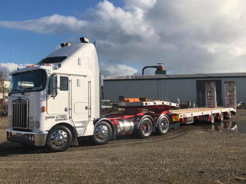 Smith Transport has a good range of quality small furniture flat deck truck hire in Auckland. You can call us anytime at 0274799772 for more suitable deals.

https://www.smithtransport.nz/general-flat-deck/