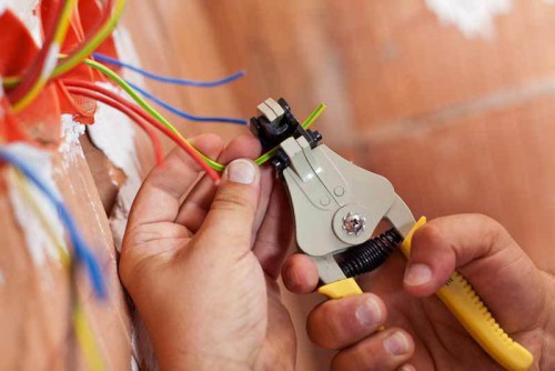 Are you looking for best electricians in Oakland, CA then no need go anywhere, We have been providing our commercial and residential services for electrical work at affordable price. For more information, visit our website anytime.

https://dmrelectric.com/oakland/
